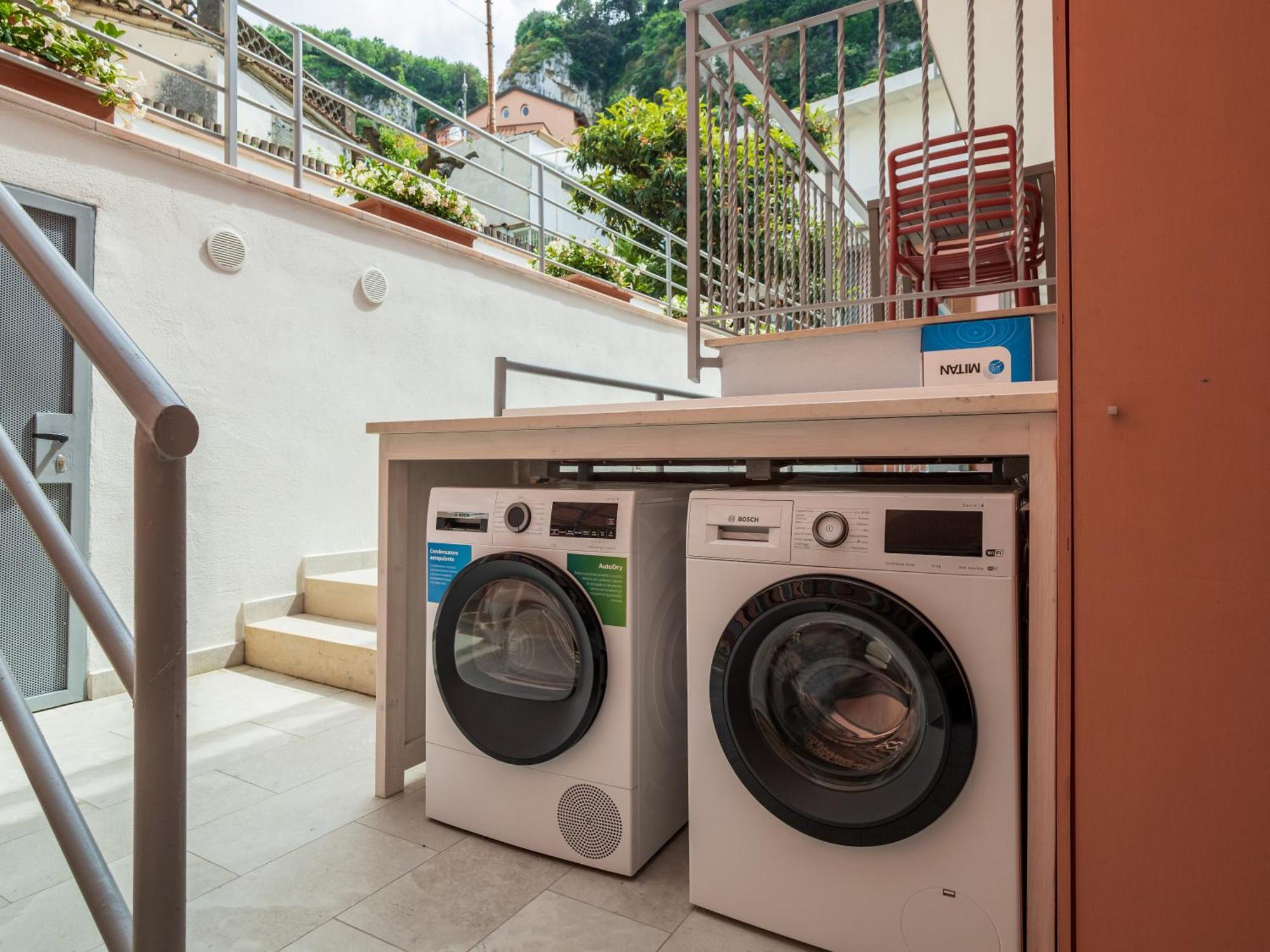 Appartamento Futura Funky House - De Vivo Realty *
