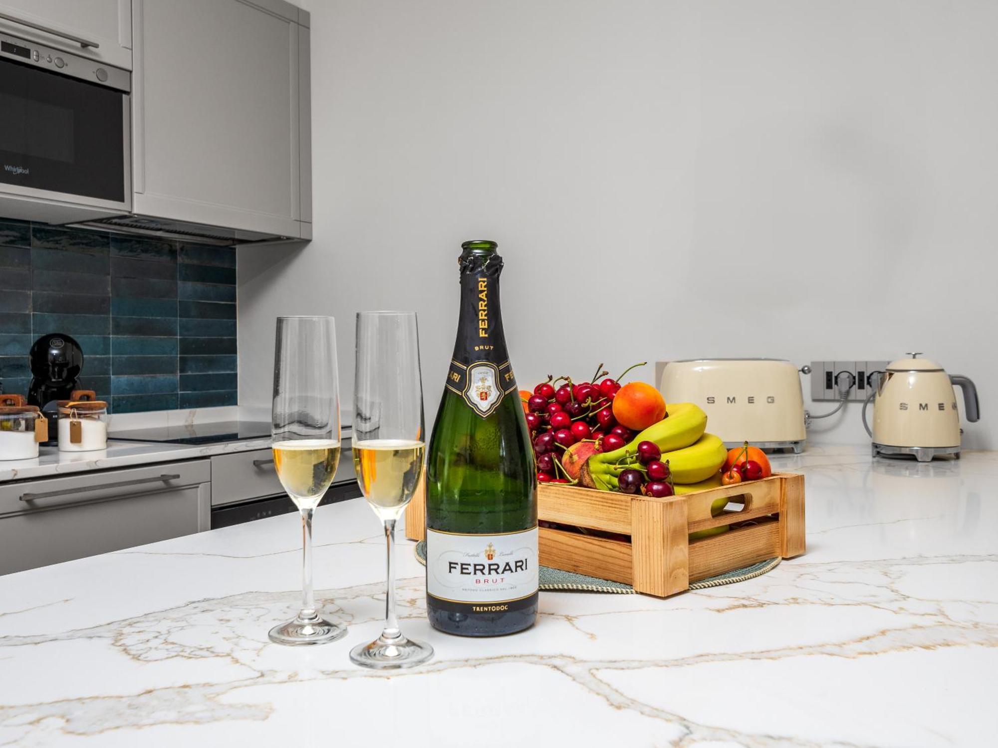 Futura Funky House - De Vivo Realty Appartamento Sorrento